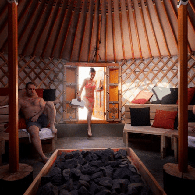 quebec sauna and yoga retreat