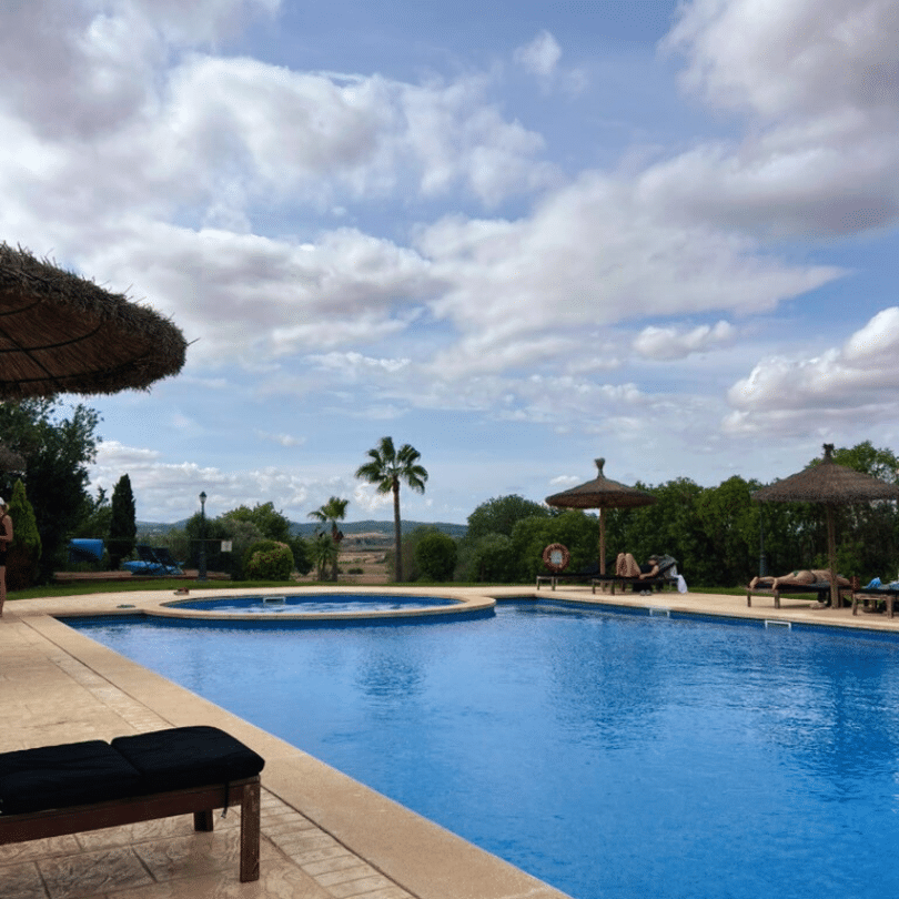 pool at son manera